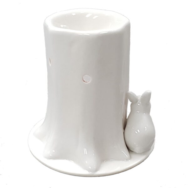 白陶瓷浮雕兔子香熏爐