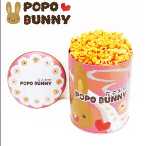 （需預訂）台灣直送 花花邦妮美式爆谷 Popo Bunny 周打芝士味 （鐵罐的圖案為隨機派送）